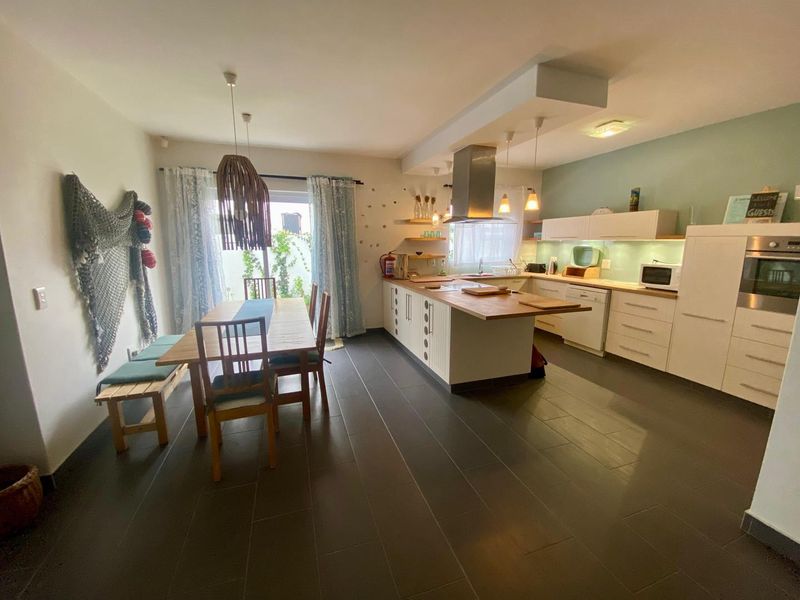 FOR SALE - SPACIOUS 3 BEDROOM TOWNHOUSE IN VOGELSTRAND , SWAKOPMUND, NAMIBIA - Photo 4