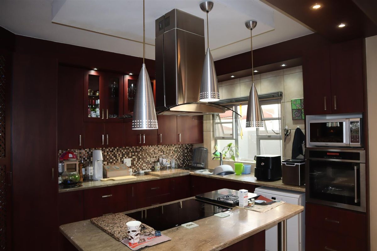 Fantastic Buy in Pioneers Park. - Photo 2