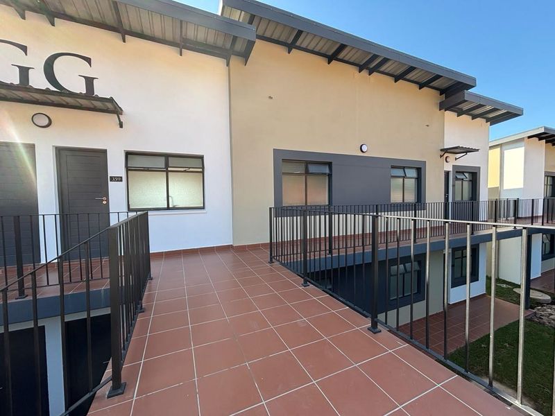 New Modern 2 Bedroom Apartment for Rent in Waterfall. - Photo 1
