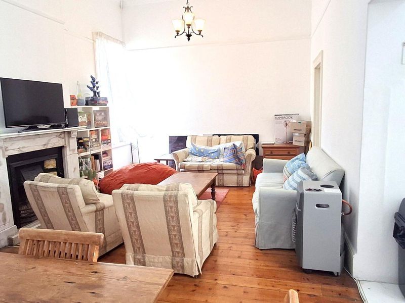 Exceptional 2 X 4-Bedroom Victorian Investment Portfolio – Fully Let, High-Yielding, Prime UCT Location - Photo 3