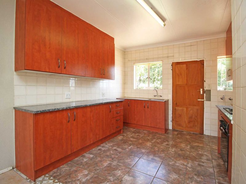 Secure, Stylish & Spacious – Your Ideal Standalone Home Awaits! - Photo 2