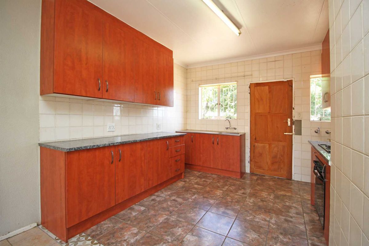 Secure, Stylish & Spacious – Your Ideal Standalone Home Awaits! - Photo 2