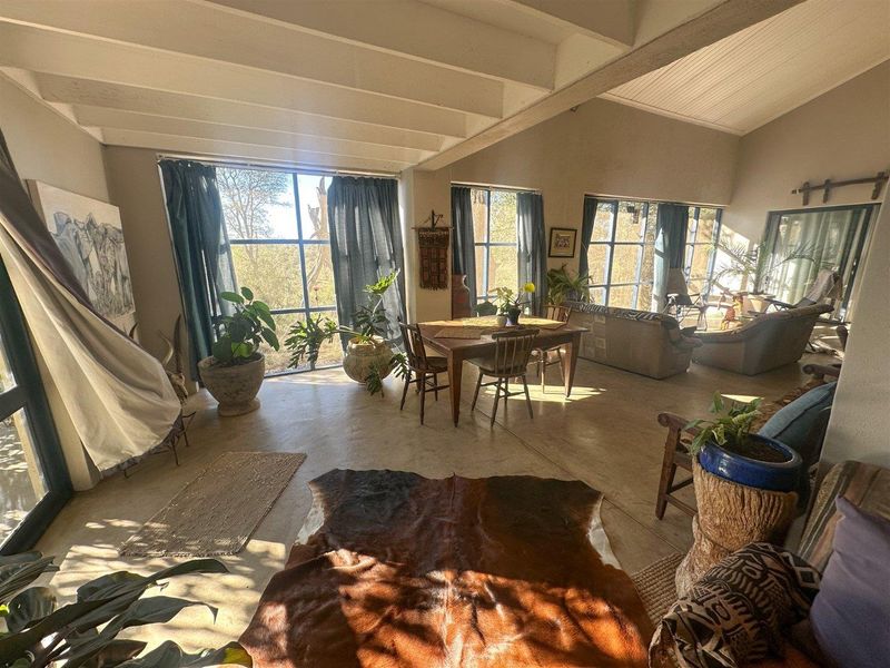 Do you like the idea of living amount elephants. Own a home in Balule,  Greater Kruger National Park and in a Big 5 protected reserve. - Photo 2