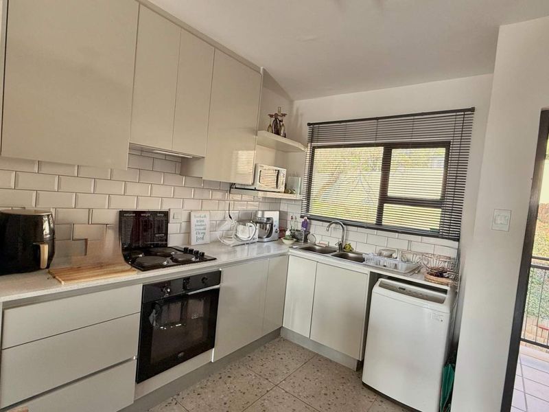 Modern 2-Bedroom Apartment – Ideal Starter Home or Investment Opportunity in Athlone, Pietermaritzburg - Photo 5