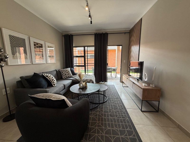 Exciting New Release | 3-Bedroom, 2-Bathroom Simplex in Rietvalleirand - Photo 7