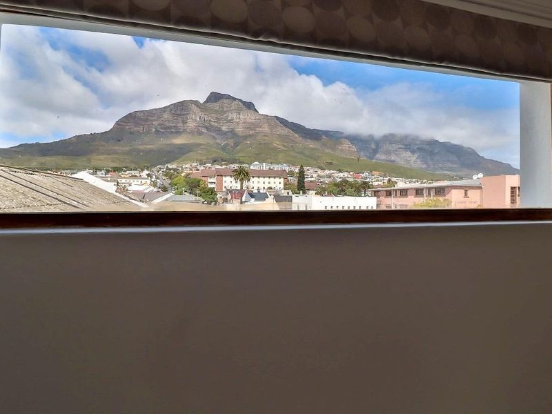 Chic Loft Apartment in the Heart of Woodstock - Photo 8