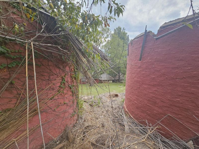 Prime Investment Opportunity: 64 Hectares of Potential on the Lesotho/RSA Border - Photo 2