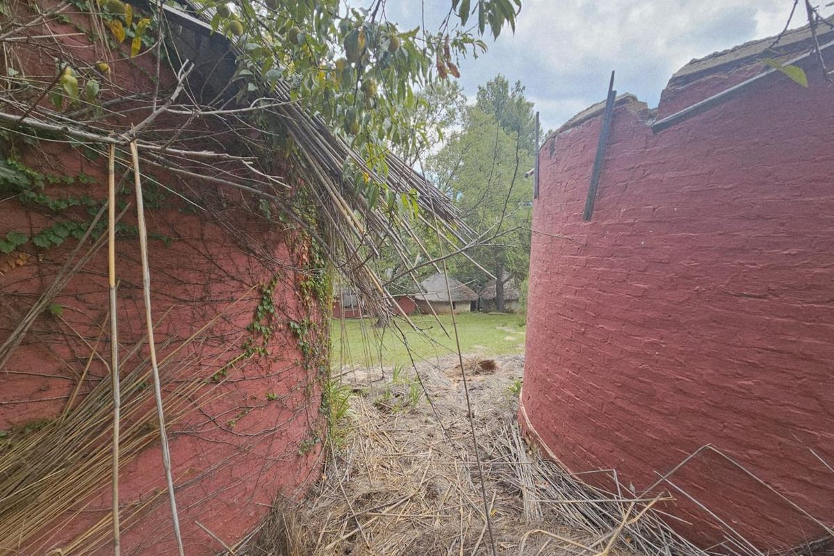 Prime Investment Opportunity: 64 Hectares of Potential on the Lesotho/RSA Border - Photo 2