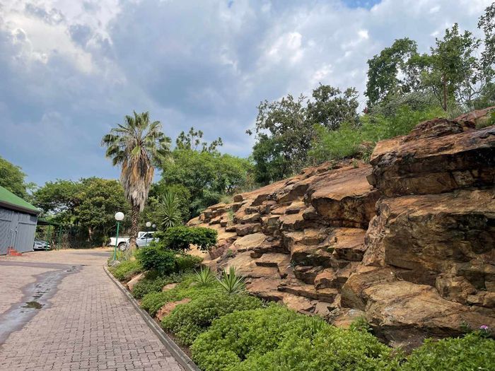 Property #2394029, Townhouse Pending Sale in Silverton