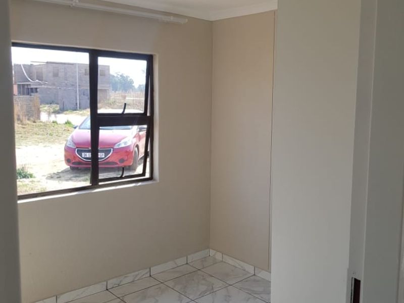 NEW DEVELOPMENT, ALL COSTS INCLUDED, FULL TITLE STANDS. NO DEPOSITS / 100% BONDS (dependent on client profile) - Photo 9