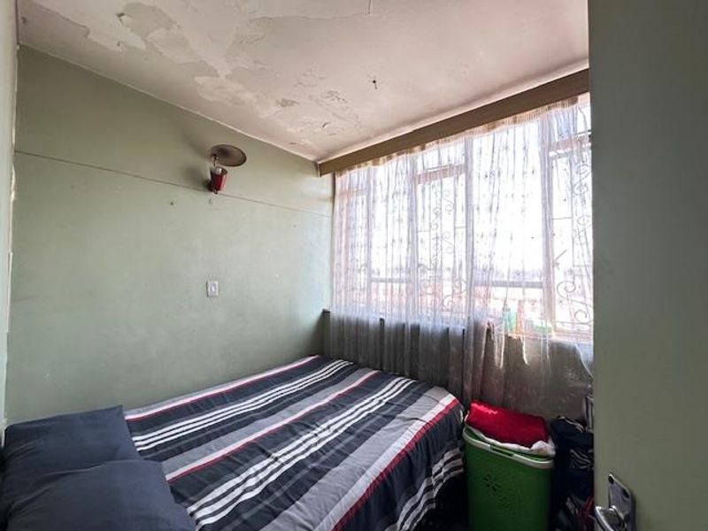 Spacious City Gem with Stunning Union Building Views! - Photo 8