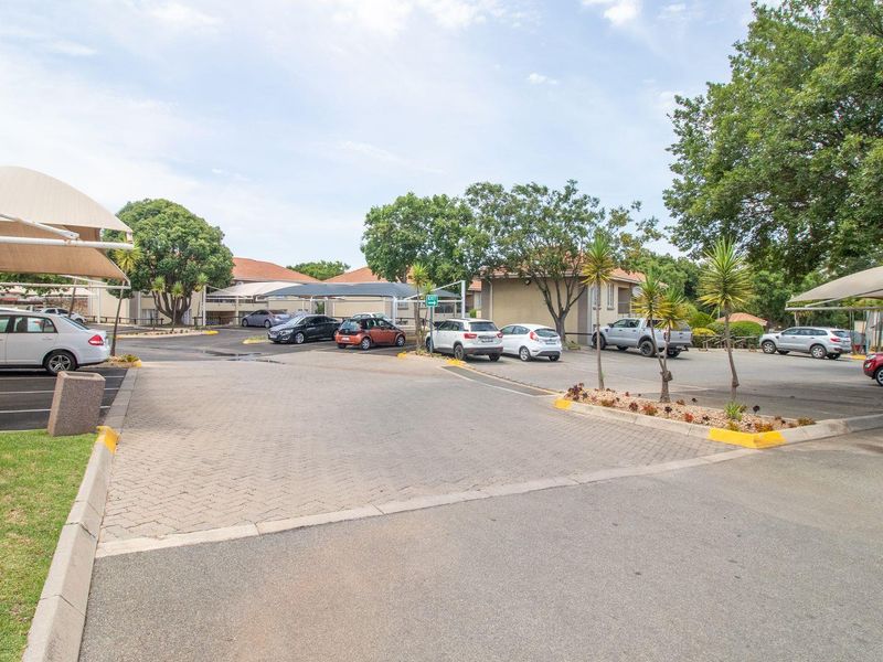 Modern ground floor two-bedroom apartment for sale. - Photo 5