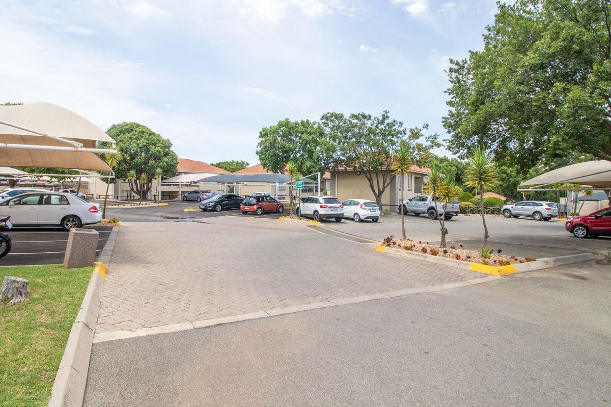 Modern ground floor two-bedroom apartment for sale. - Photo 5