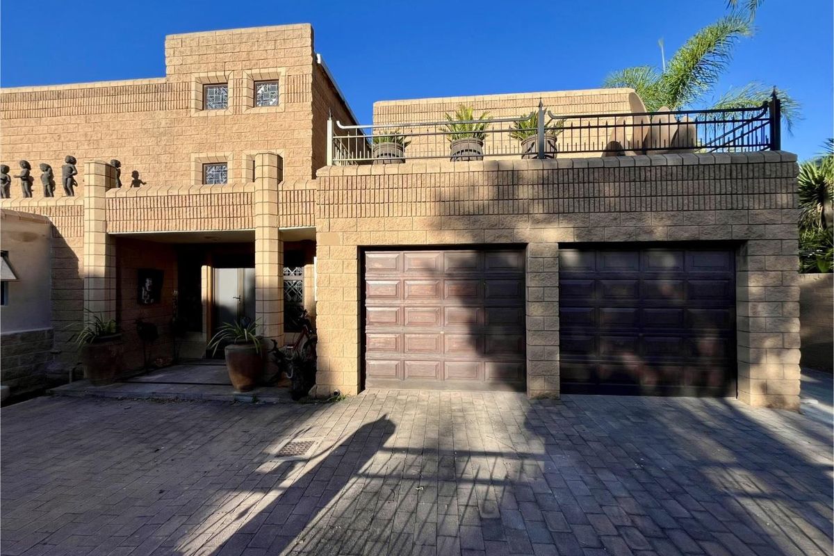 Stunning Fairway-Facing Home for Rent in Centurion Golf Estate - Photo 5