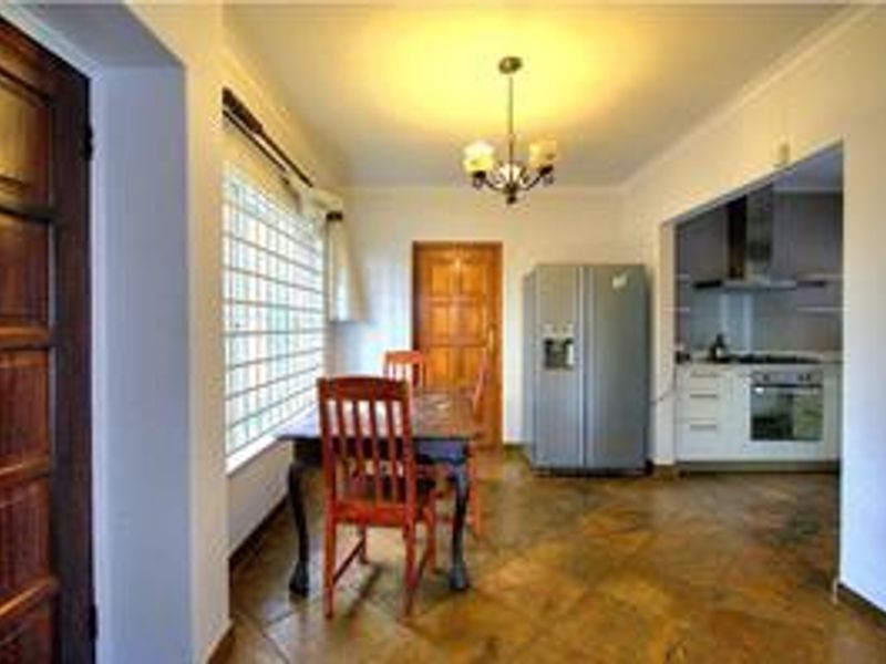 Exceptional property with 2 Dwellings! - Photo 3