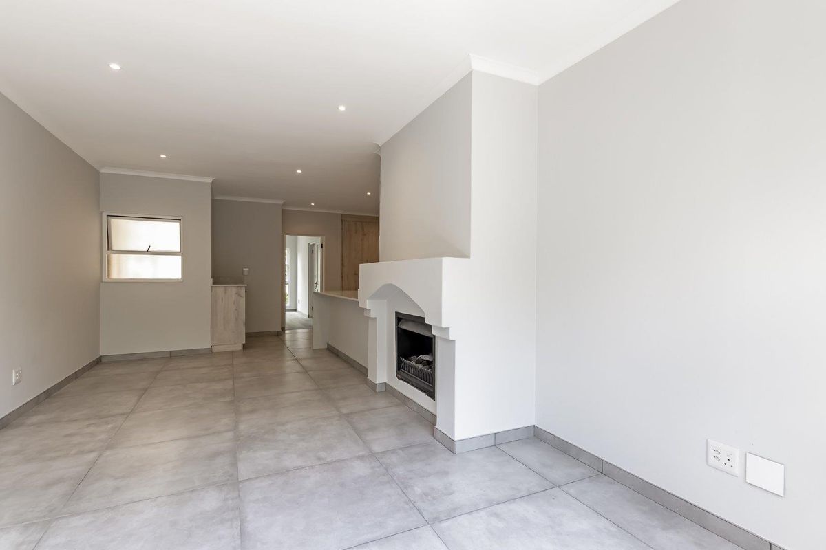 1 Bedroom Apartment / Flat for Sale in Dainfern - Photo 5