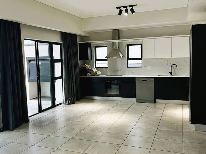 Penthouse -  Luxury Living, Elevated! Munyake Lifestyle - Photo 3
