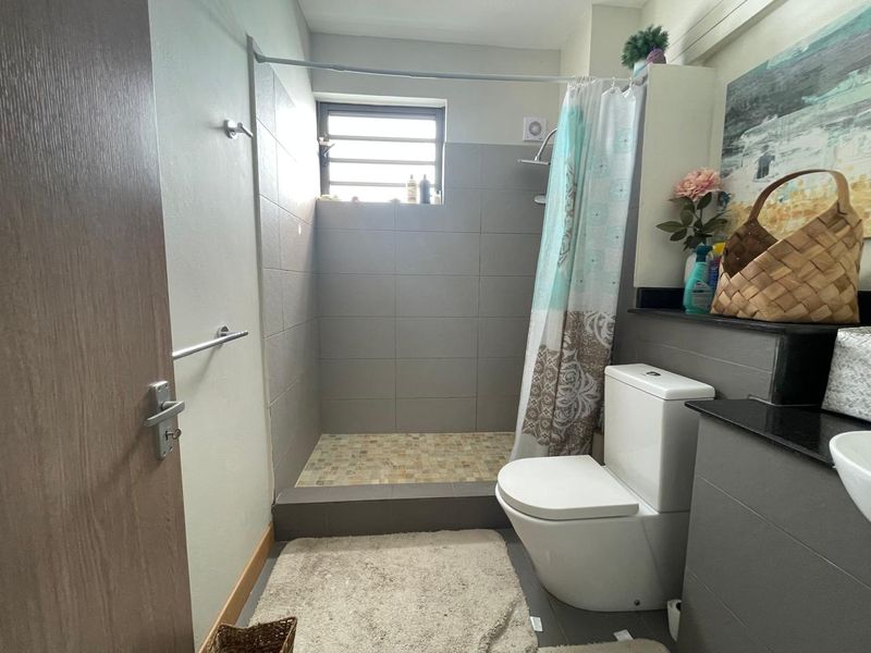 Charming Villa for Rent - Photo 5