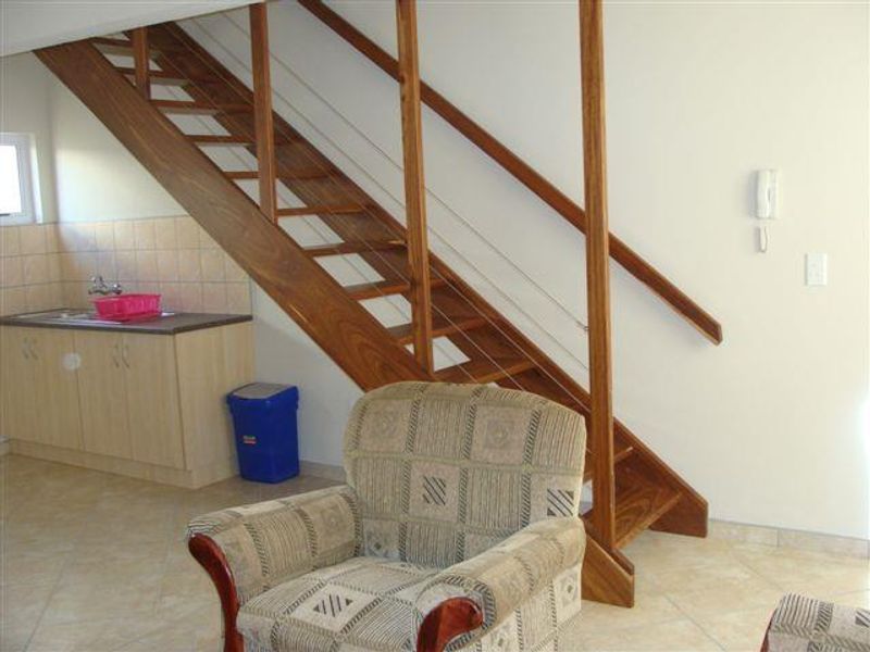 Close to all amenities - Photo 8