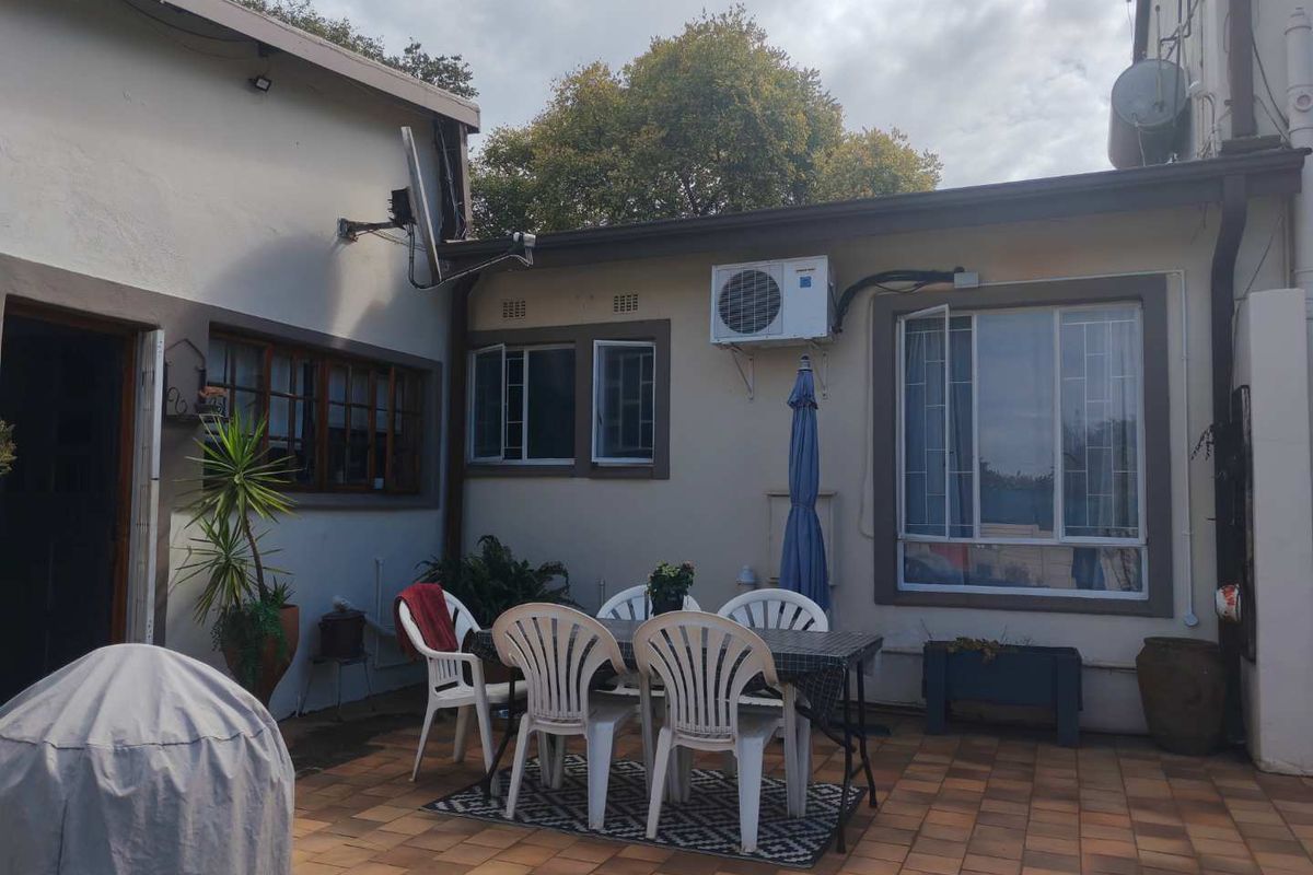 BEAUTIFUL DUAL HOMES ON A LARGE STAND FOR A BIG FAMILY - Photo 3