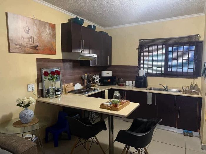 Property #2567599, Apartment For Sale in Windhoek Central