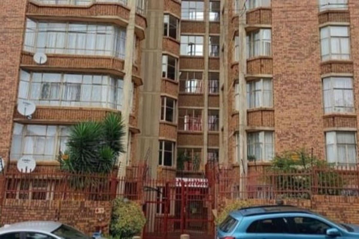 2 BEDROOM FLAT TO RENT IN WONDERBOOM SOUTH - Photo 2