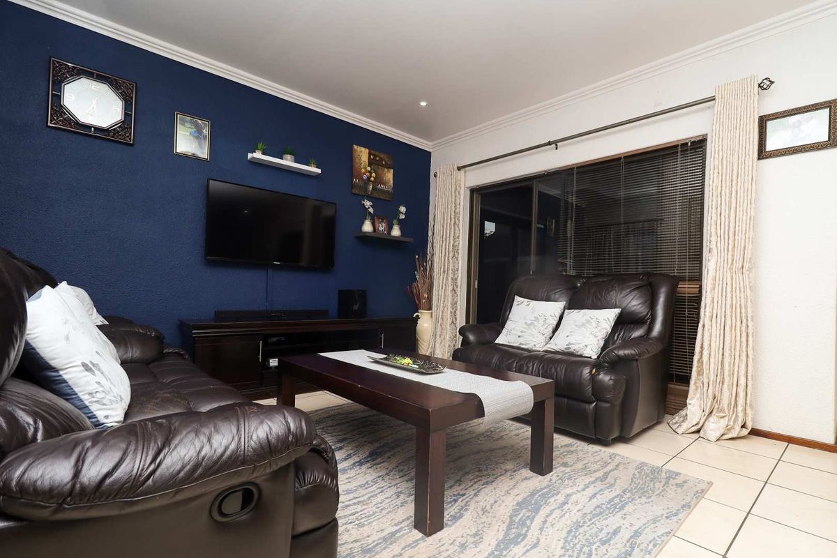 Discover Space and Style in This Stunning Family Home! - Photo 4