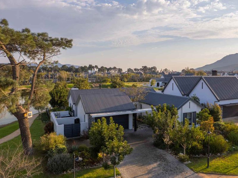 North-Facing Home with Lake and Mountain Views in the Acres at Pearl Valley Golf & Country Estate - Photo 5