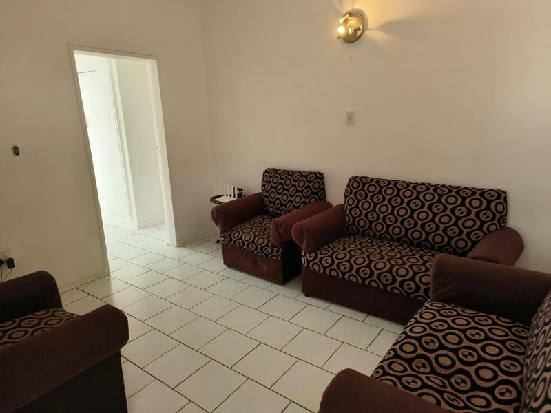 Student Accommodation - Girls Only - Photo 8