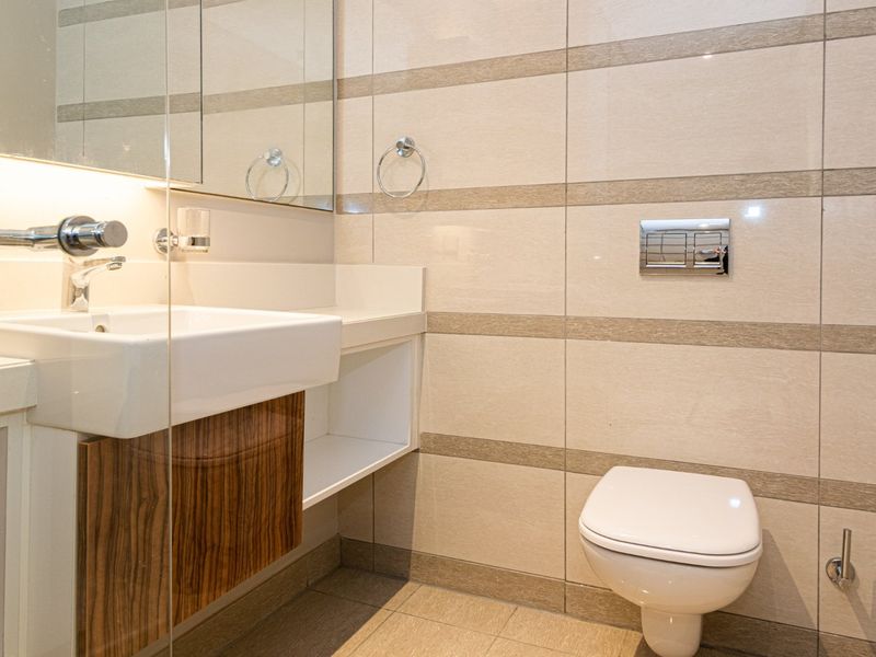 2 BEDROOM/ 2 BATHROOM APARTMENT FOR SALE - Photo 10