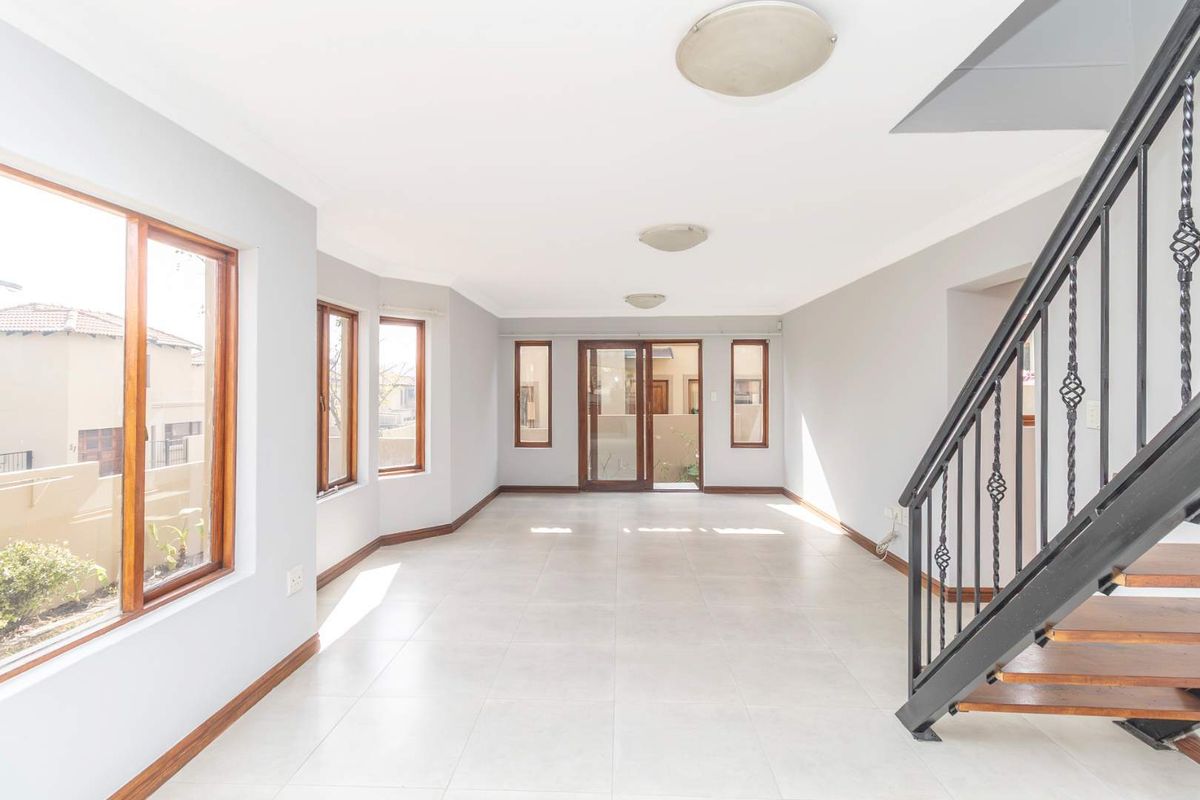 Freestanding 2 Beds, 2 Baths in the heart of Kyalami - Photo 5
