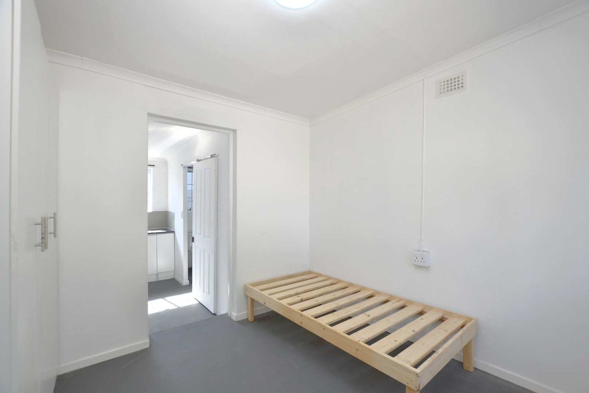 One Bedroom Garden Cottage To Let - Photo 4