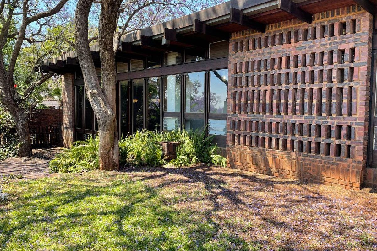 Old School Charm - Photo 3