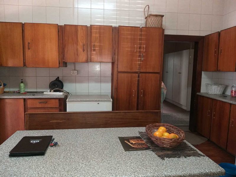 Just-Move-In Gem in the middel of Newlands for Sale - Photo 4