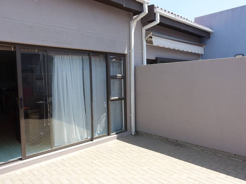 3-Bedroom Townhouse in Kramersdorf for sale - Photo 4