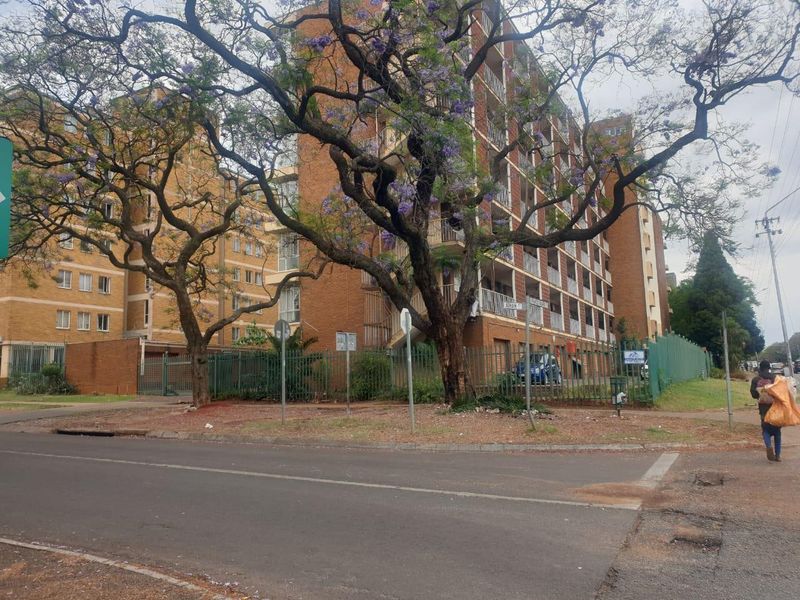 Bargain 3 Bedroom Apartment - Photo 8