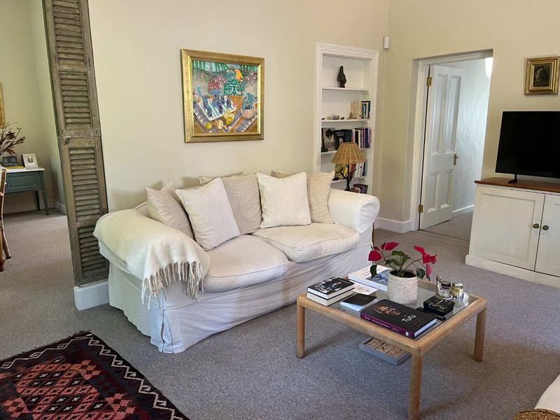 HIDDEN GEM IN THE HEART OF CLAREMONT - Photo 8