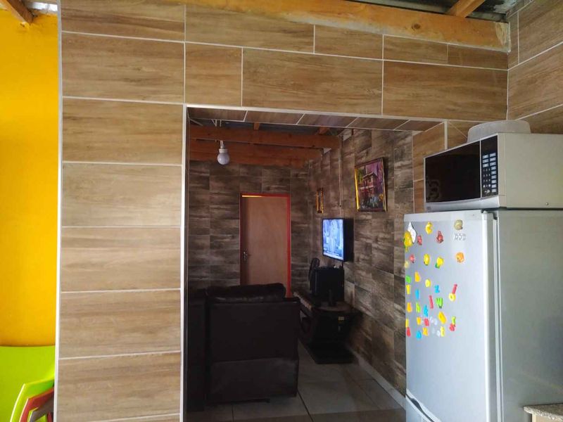 1 bedroom house for sale in Soshanguve South - Photo 6
