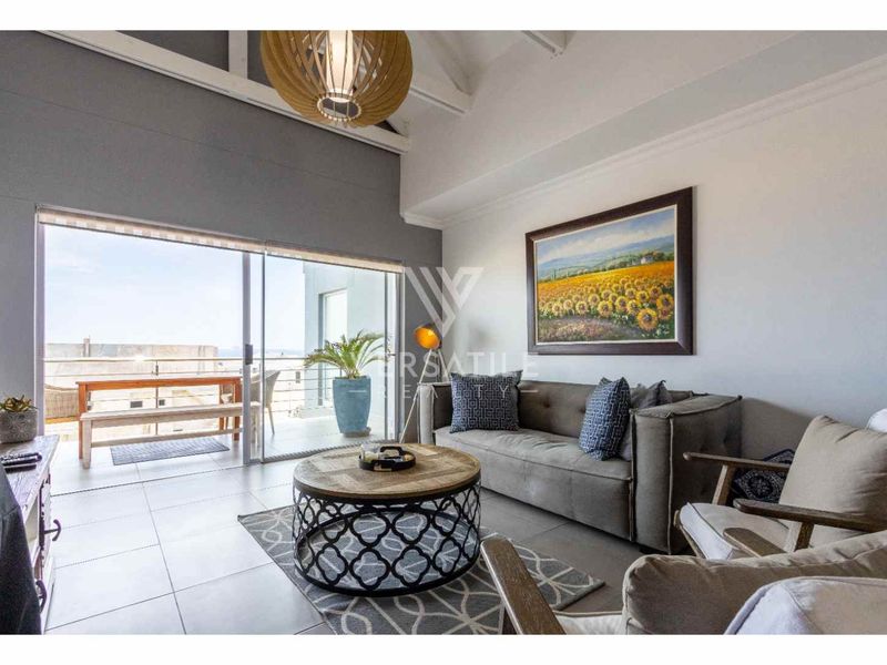 Penthouse For Sale - Photo 3