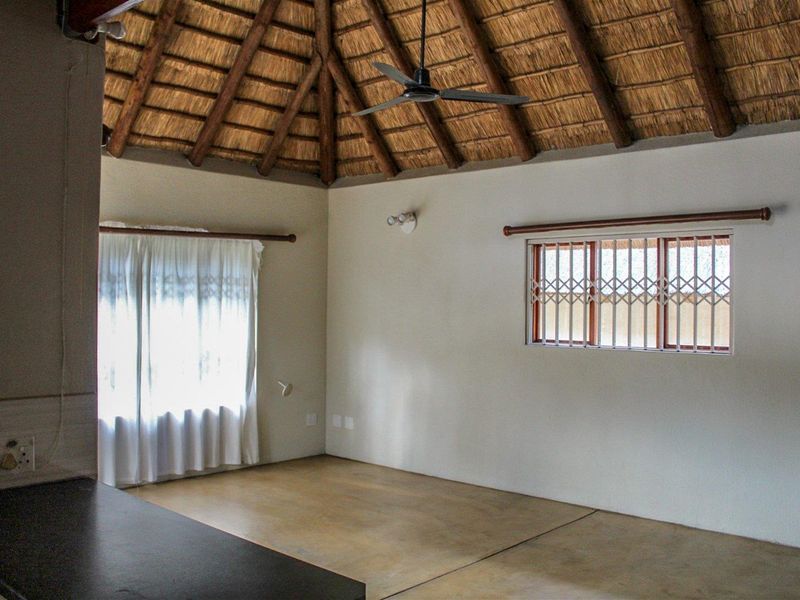 Investment Property in Kampersrus - Photo 9