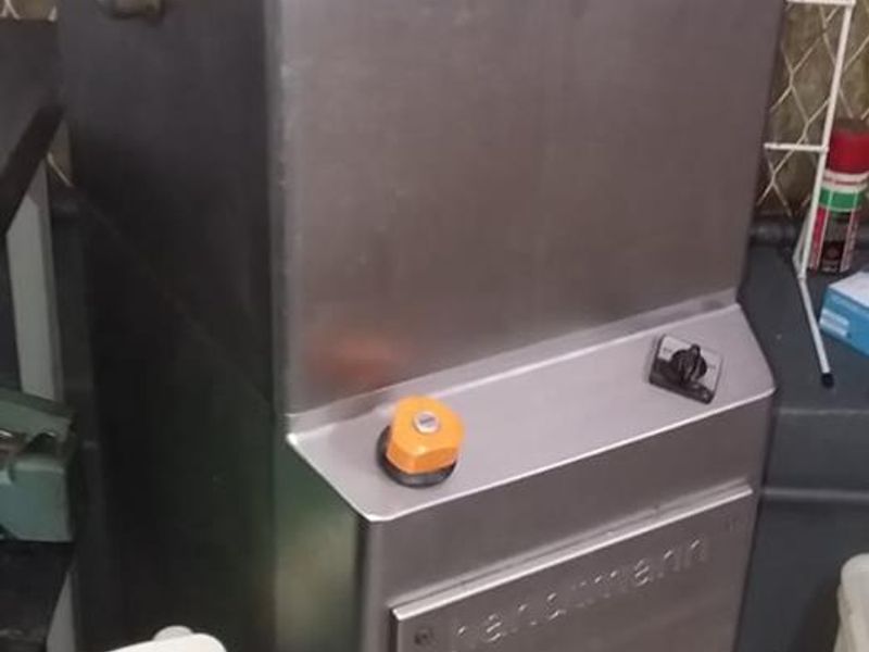 FULLY EQUIPT BUTCHERY . VERY WELL ESTABLISHED.  31 YEARS UP AND RUNNING.  LOJAL CLIENT BASE. - Photo 8