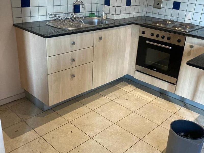 1 BEDROOM APARTMENT FOR SALE IN MASHALLTOWN - Photo 5