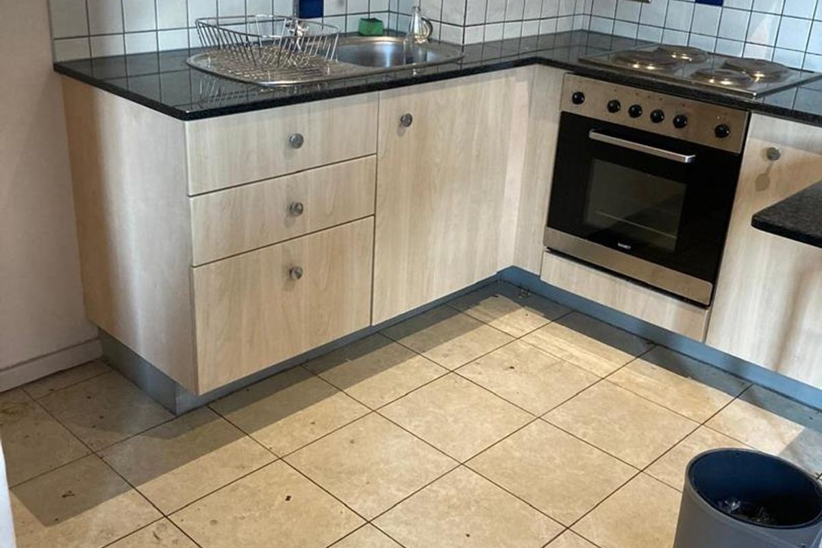 1 BEDROOM APARTMENT FOR SALE IN MASHALLTOWN - Photo 5