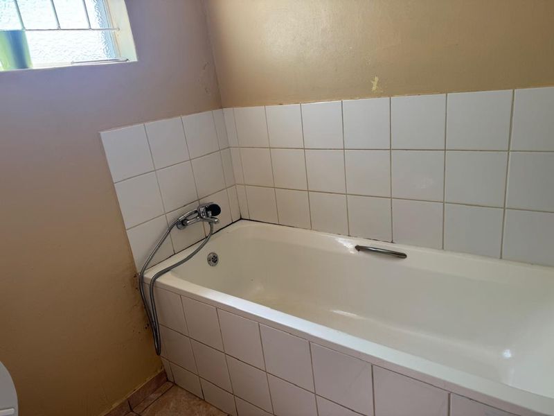 TOWNHOUSE FOR RENT IN MILLENNIUM,  RUNDU - Photo 4