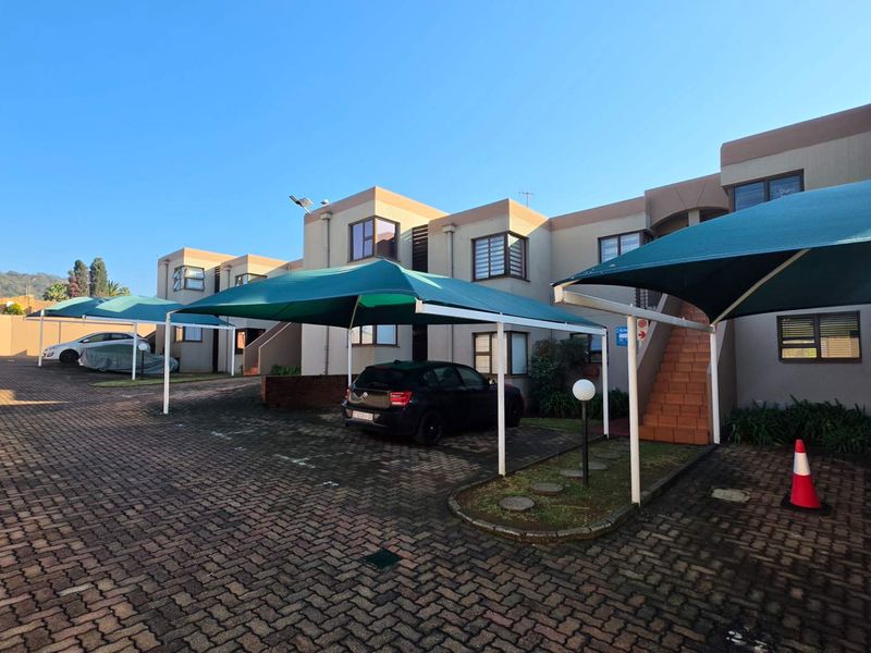 2 Bedroom Townhouse for Sale in Glenvista - Photo 1