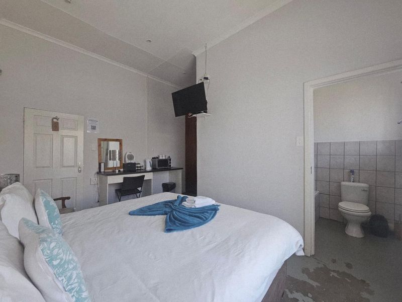 **Luxury 4-Star Guesthouse for Sale: A Prime Investment Opportunity** - Photo 4
