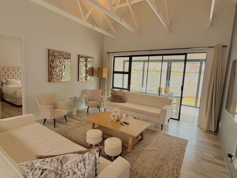 Modern four-bedroom home in a secure Dunrobin estate, Ferncliff - Photo 8