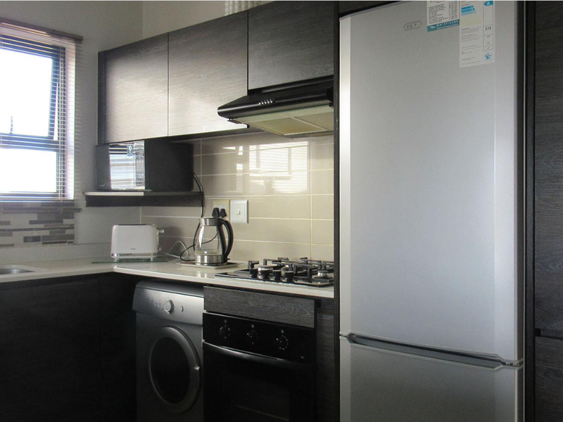 Beautiful Modern 2-bedroom apartment up for grabs - Photo 2