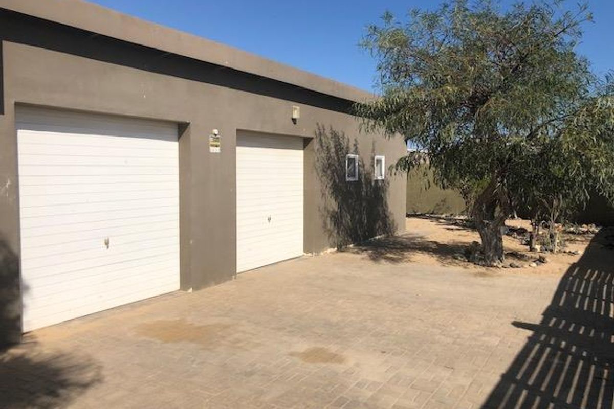 Huge Family Home for sale - Photo 2