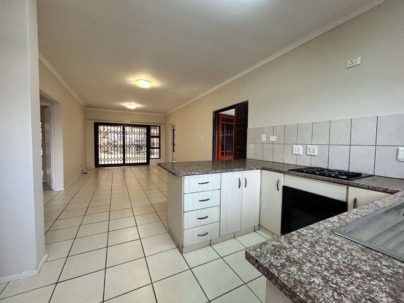 For Sale | Reservoir Hills  | 3 Bedroom 2 Bathroom Townhouse - Photo 4